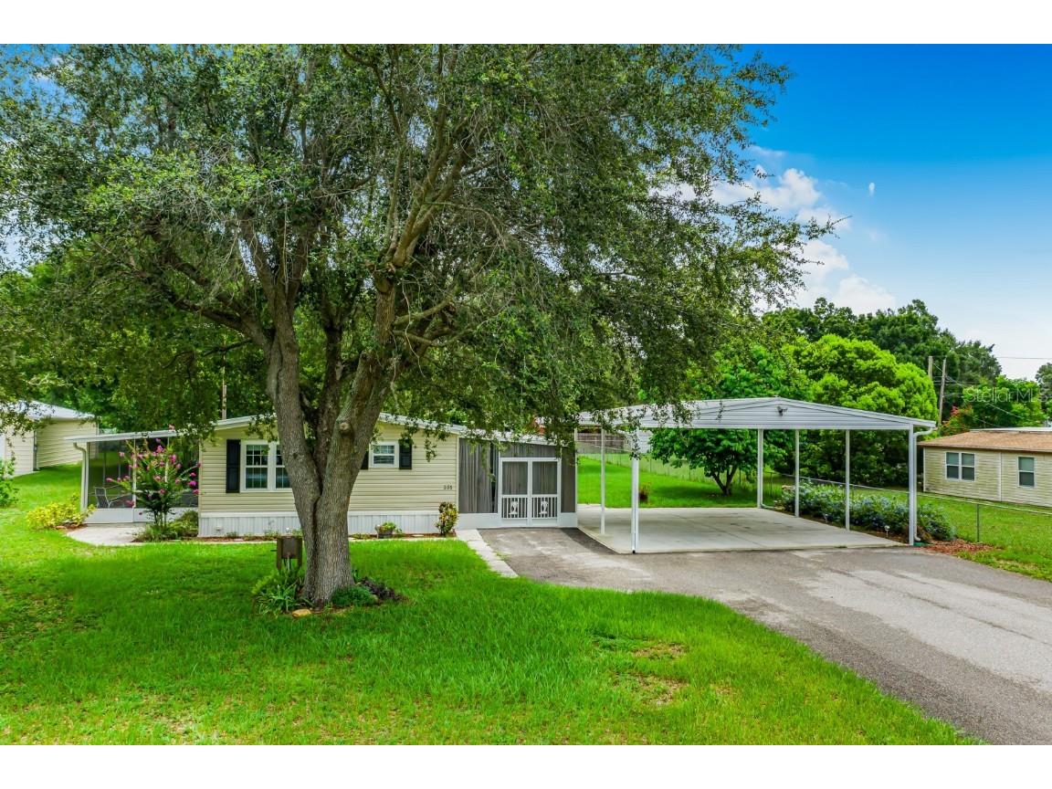 335 Clearwater Avenue Polk City FL 33868 L4946138 image1