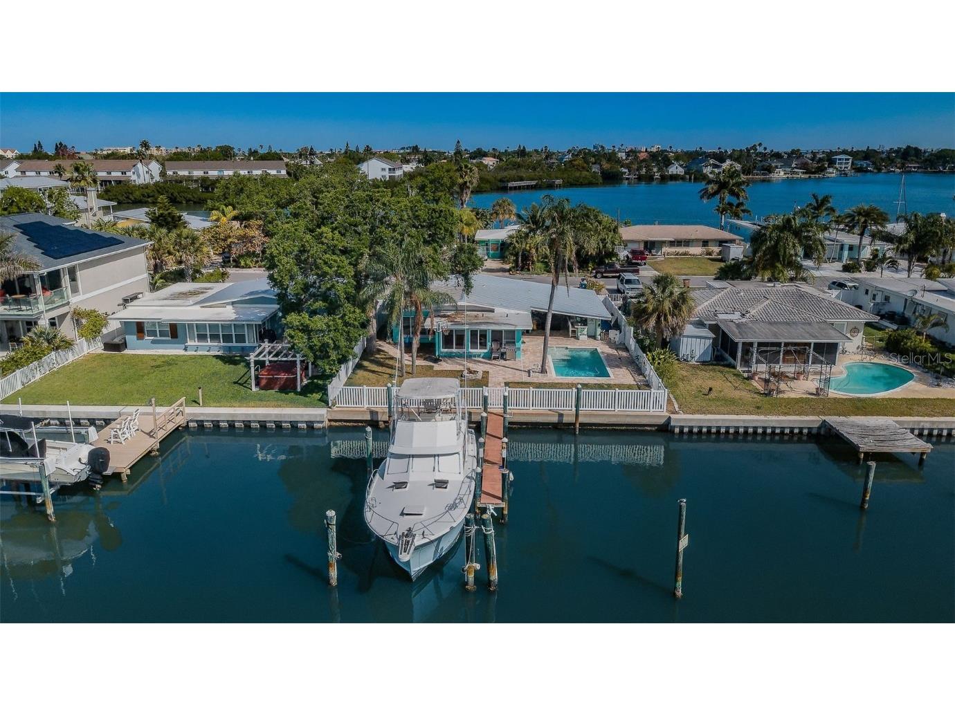 335 La Hacienda Drive Indian Rocks Beach FL 33785 U8195038 image1