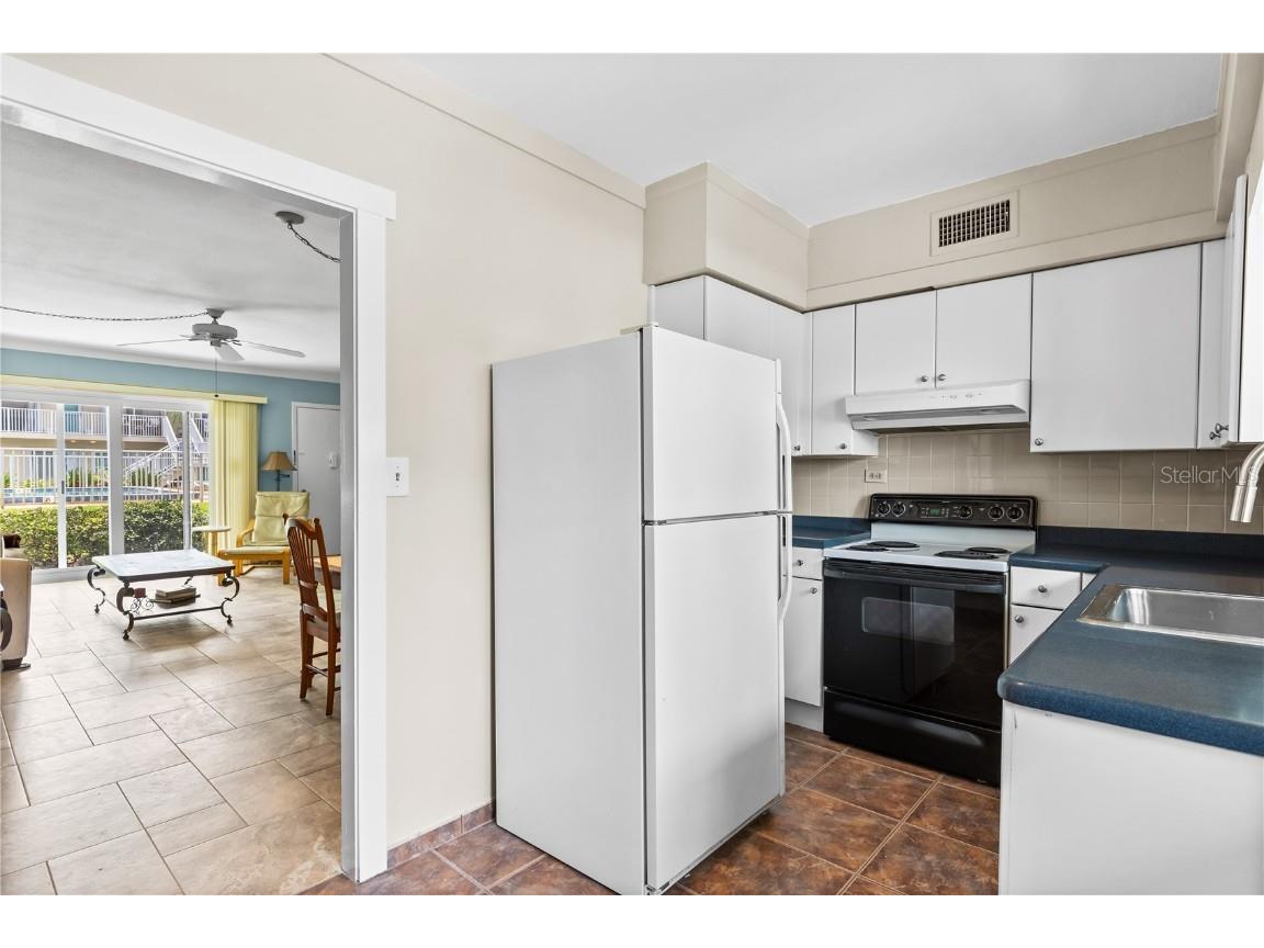 335 N Causeway #B010 New Smyrna Beach FL 32169 O6219582 image14