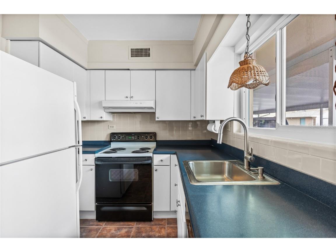 335 N Causeway #B010 New Smyrna Beach FL 32169 O6219582 image15