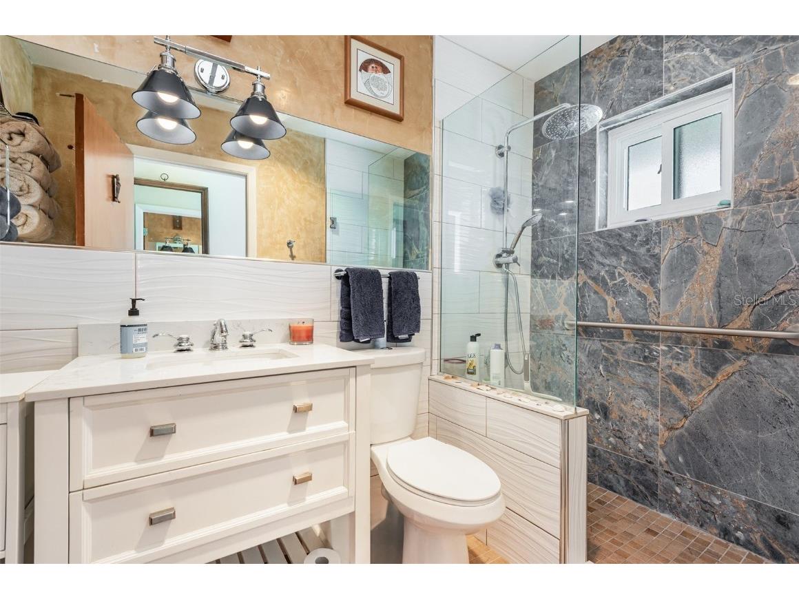 335 N Causeway #D22 New Smyrna Beach FL 32169 - INTERCOASTAL WATERWAY; INDIAN RIVER O6352905 image12