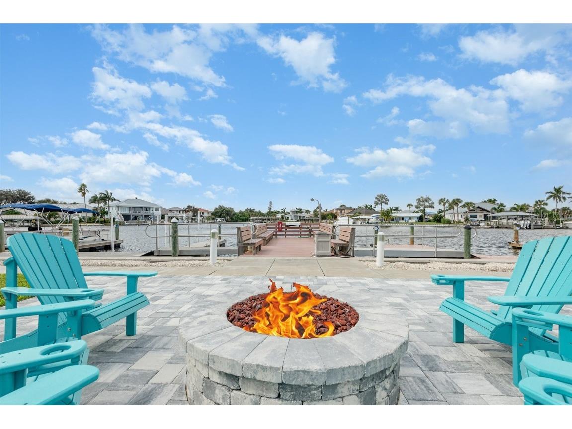 335 N Causeway #D22 New Smyrna Beach FL 32169 - INTERCOASTAL WATERWAY; INDIAN RIVER O6352905 image18