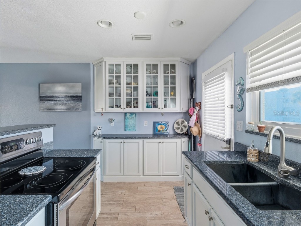 335 N Causeway #F24 New Smyrna Beach FL 32169 NS1086304 image10