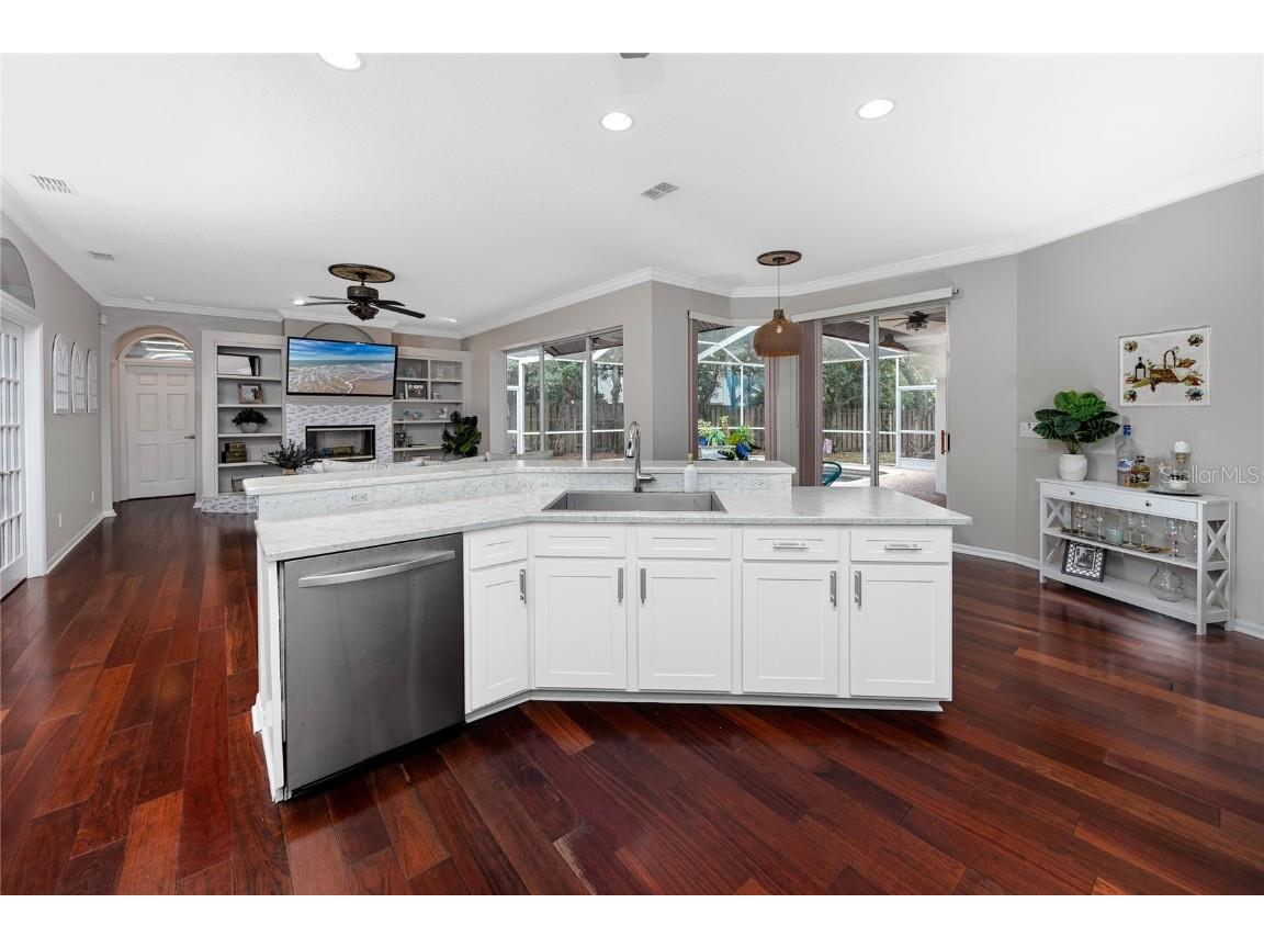 335 Palmdale Drive Oldsmar FL 34677 TB8396762 image32