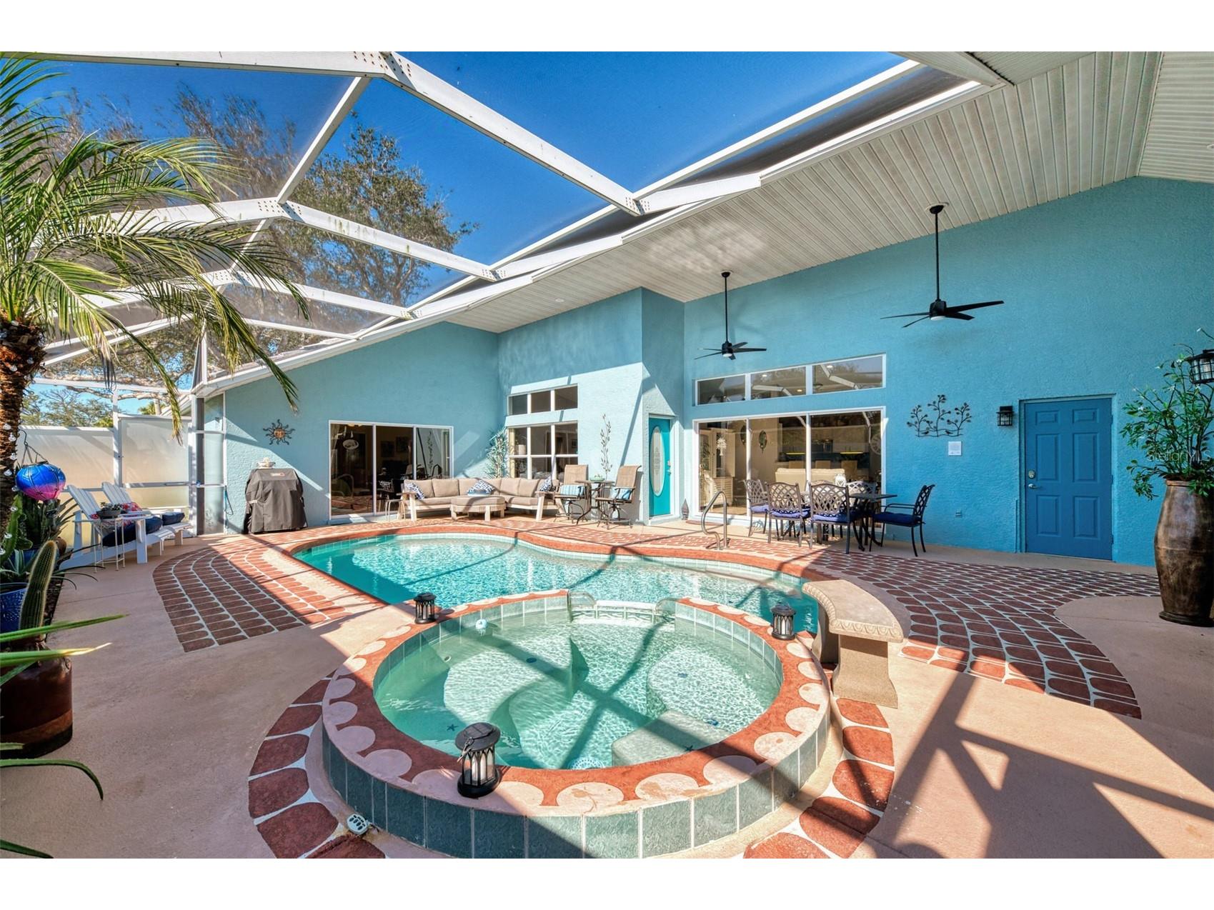 335 Saint George Court #1 Venice FL 34293 D6145894 image12