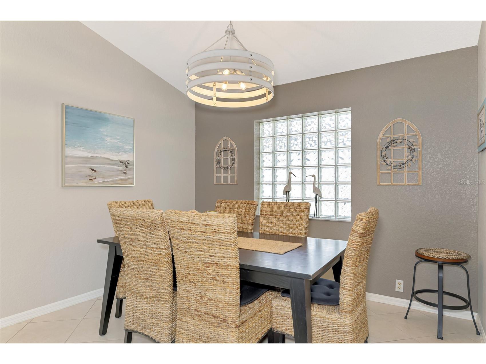 335 Saint George Court #1 Venice FL 34293 D6145894 image25