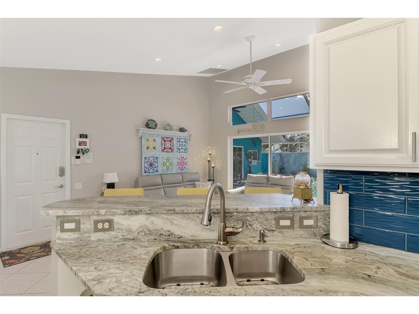 335 Saint George Court #1 Venice FL 34293 D6145894 image30