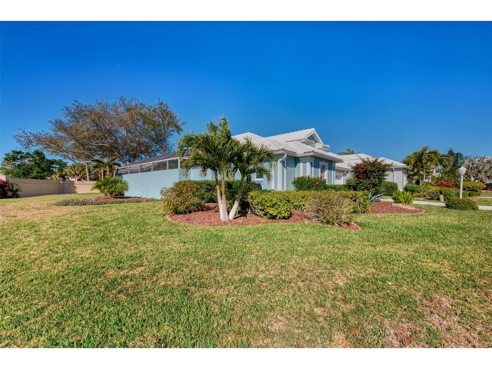335 Saint George Court #1 Venice FL 34293 D6145894 image4