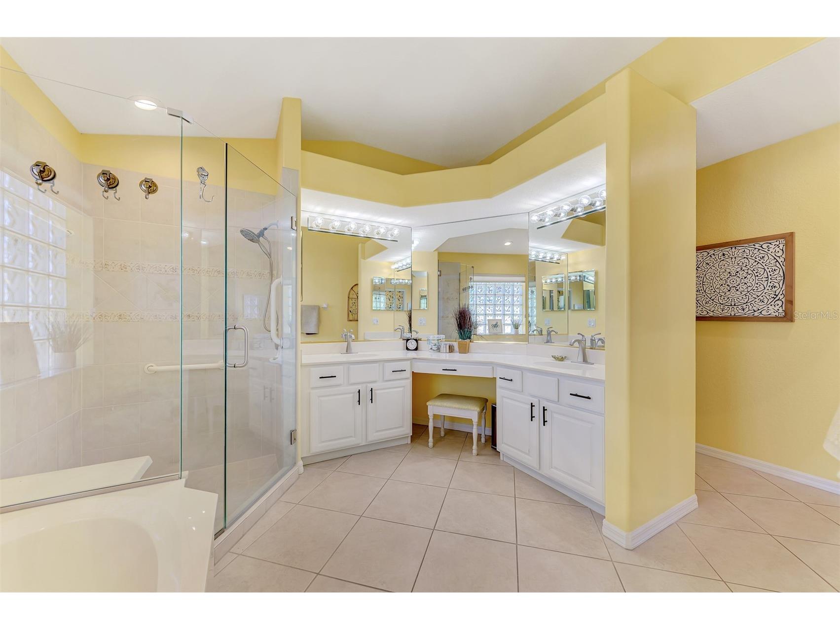 335 Saint George Court #1 Venice FL 34293 D6145894 image43