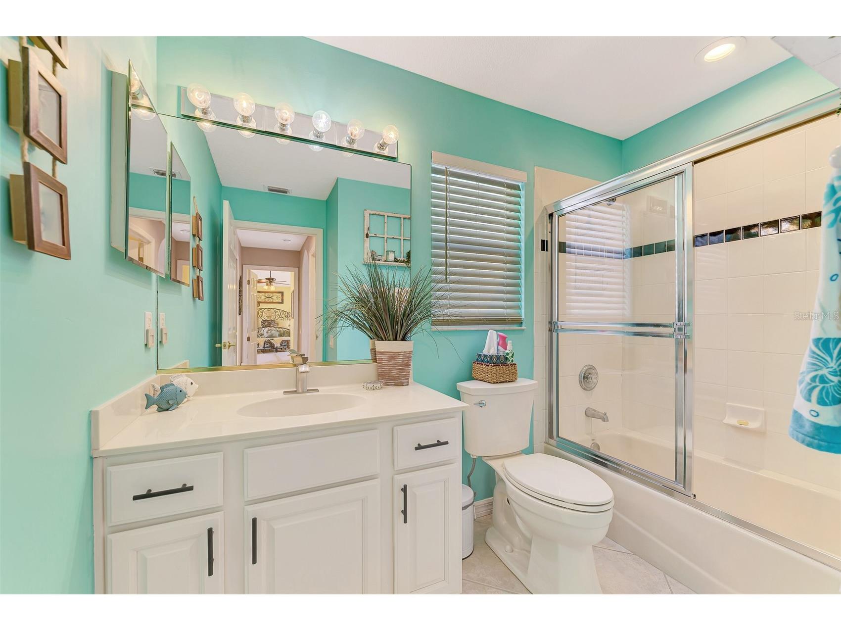 335 Saint George Court #1 Venice FL 34293 D6145894 image47