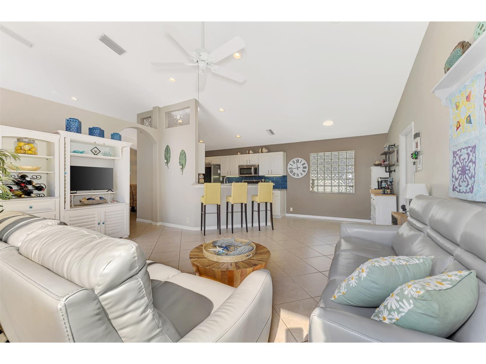 335 Saint George Court #1 Venice FL 34293 D6145894 image50