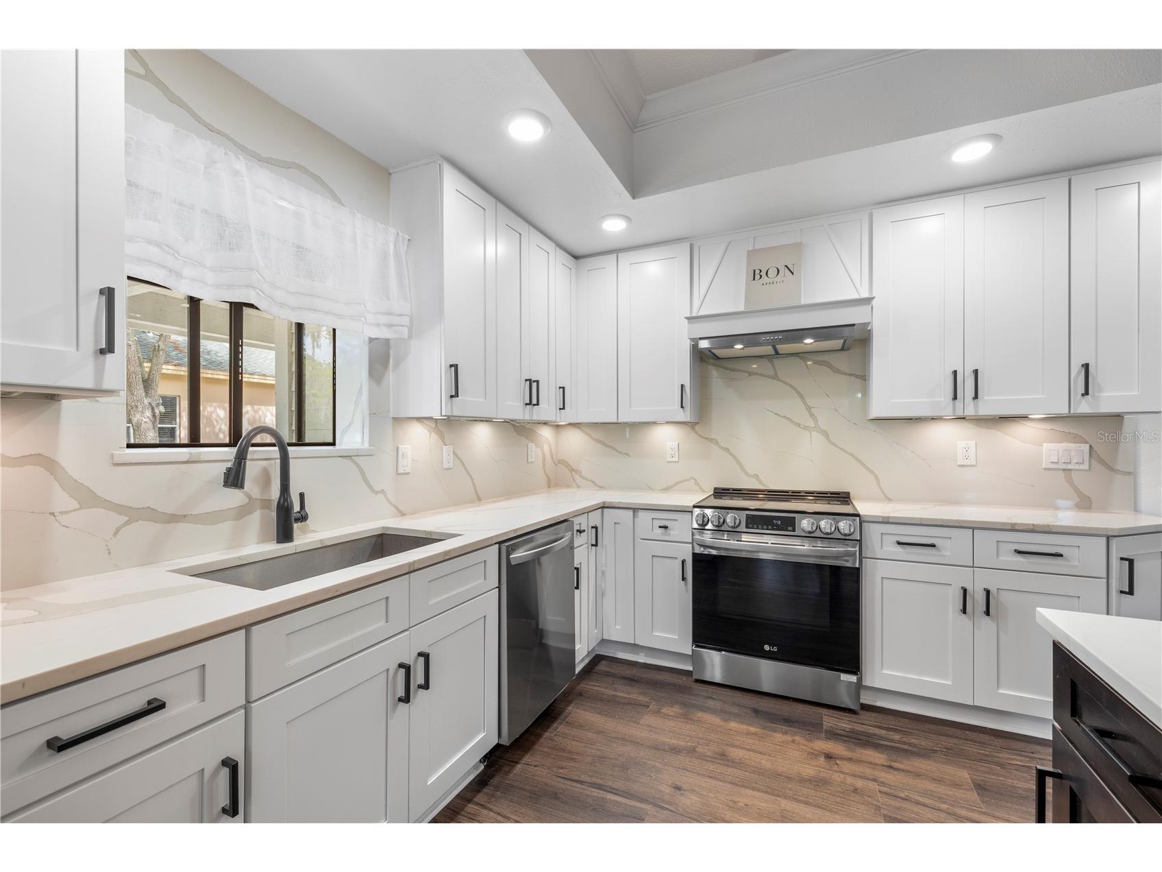 335 Sanctuary Drive Crystal Beach FL 34681 TB8503163 image20