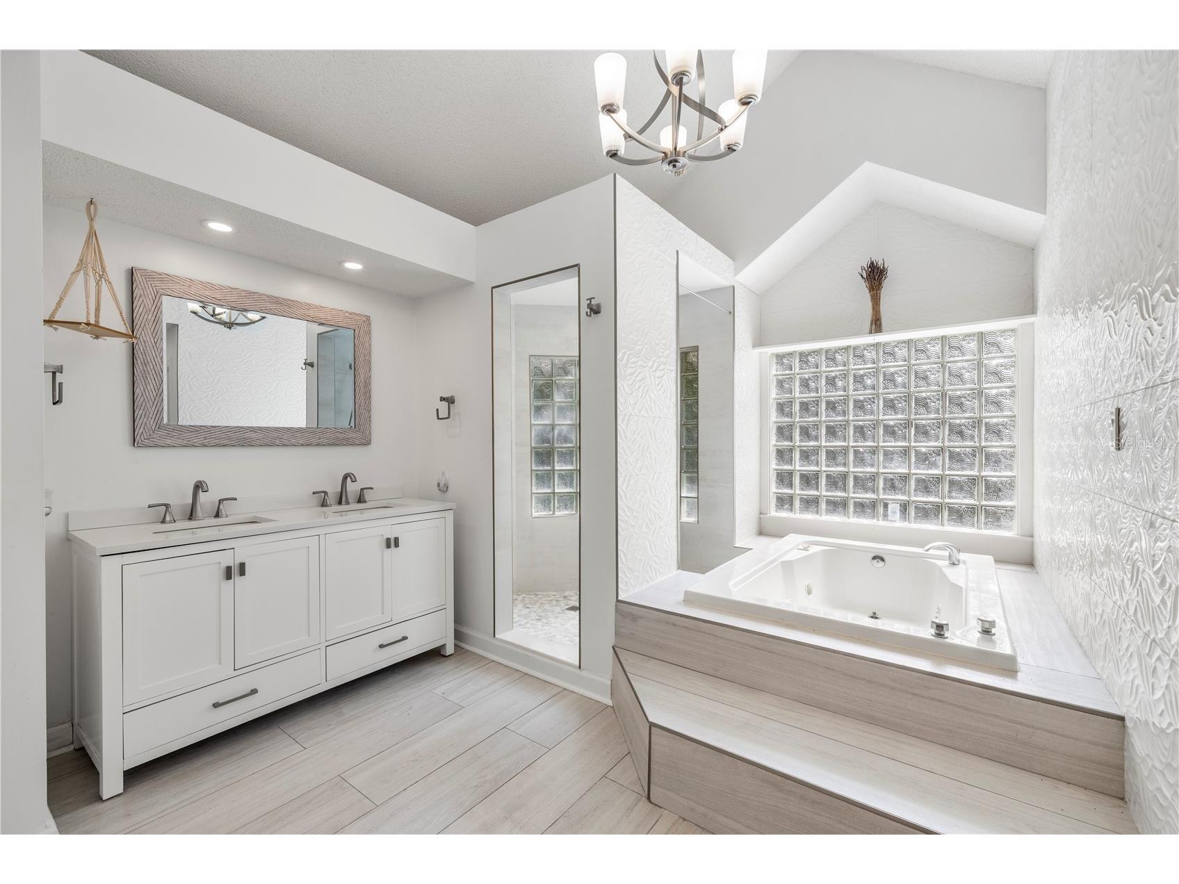 335 Sanctuary Drive Crystal Beach FL 34681 TB8503163 image32