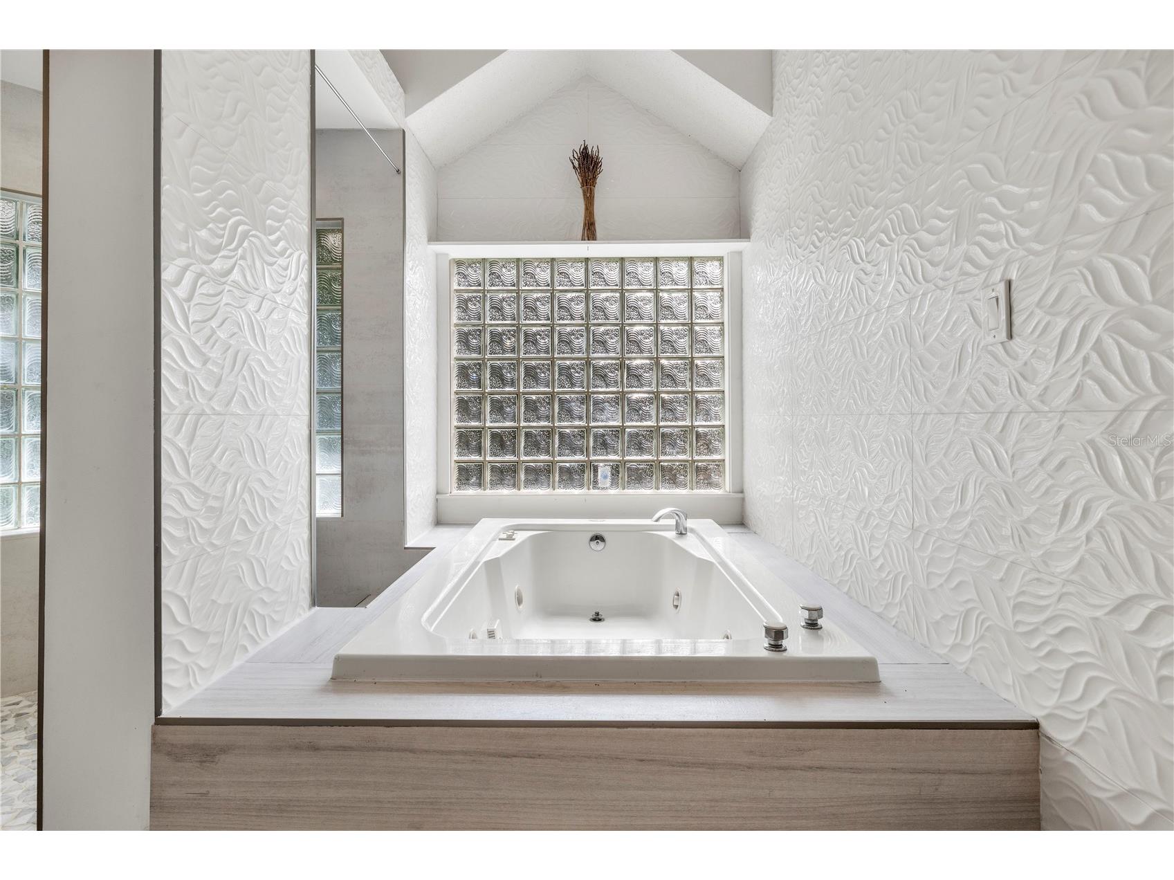 335 Sanctuary Drive Crystal Beach FL 34681 TB8503163 image34