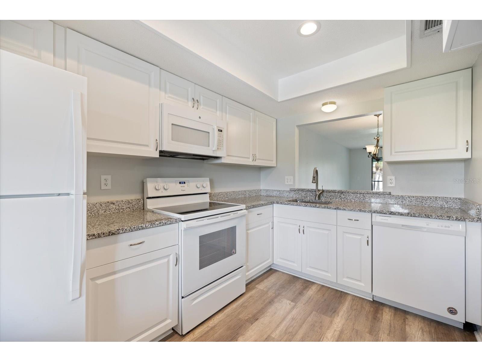 335 Three Lakes Lane #B Venice FL 34285 N6143492 image8