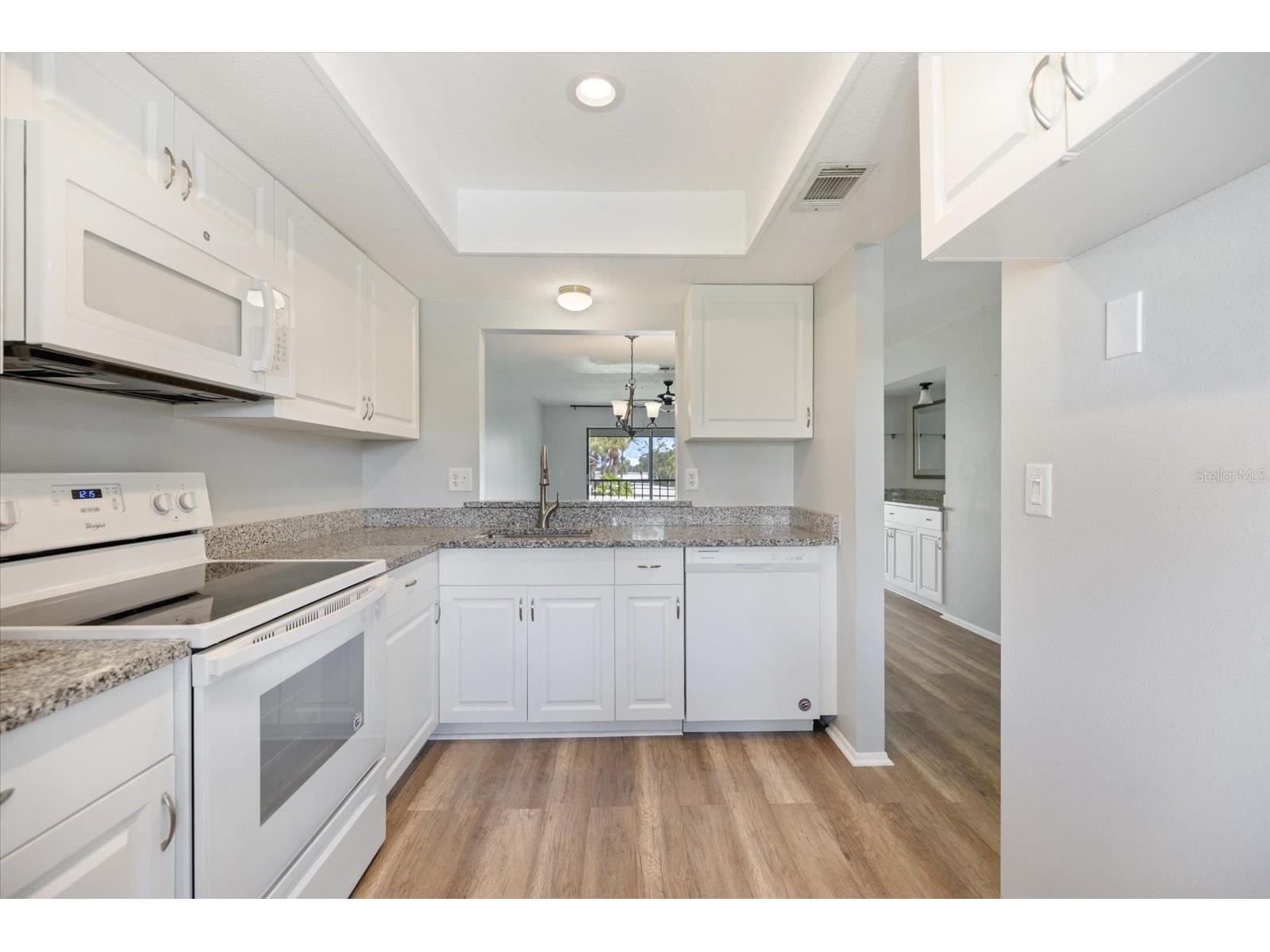 335 Three Lakes Lane #B Venice FL 34285 N6143492 image9