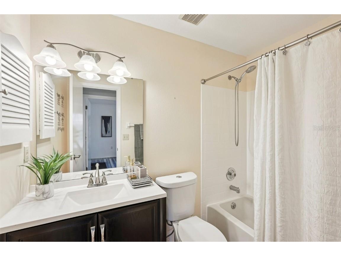 335 Three Lakes Lane #B Venice FL 34285 TB8421997 image26