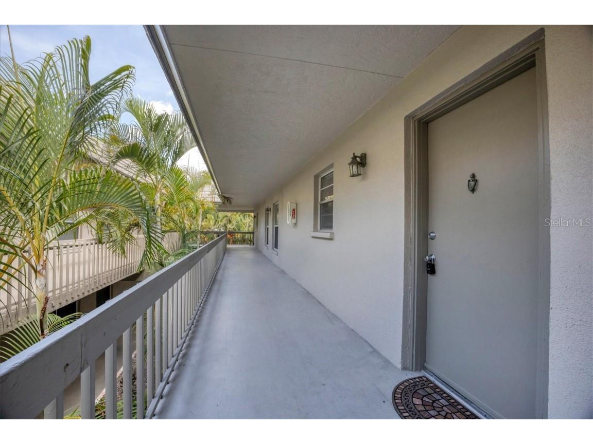 3350 S Osprey Avenue #209A Sarasota FL 34239 A4578964 image1