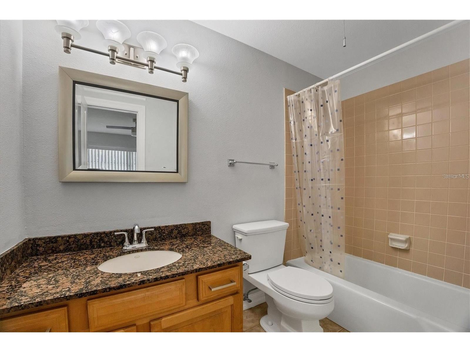 3350 S Osprey Avenue #209A Sarasota FL 34239 A4691461 image18
