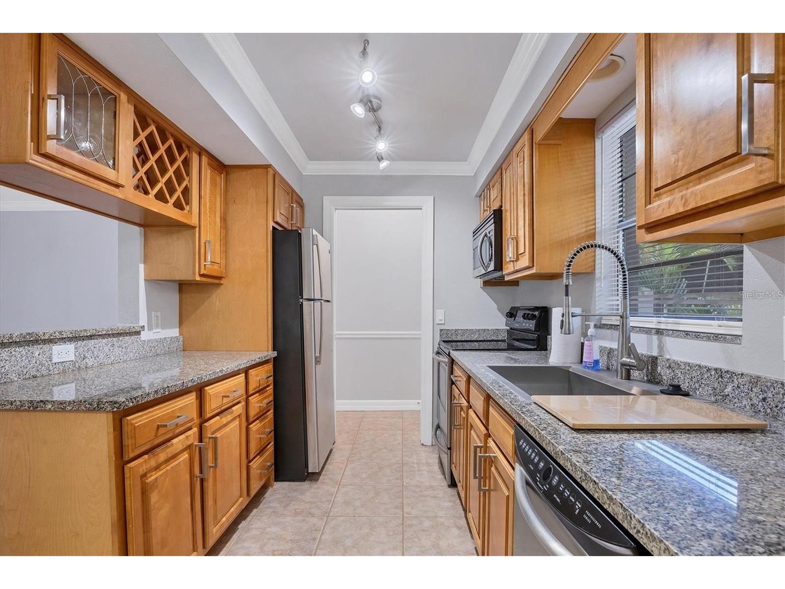 3350 S Osprey Avenue #209A Sarasota FL 34239 A4691461 image2
