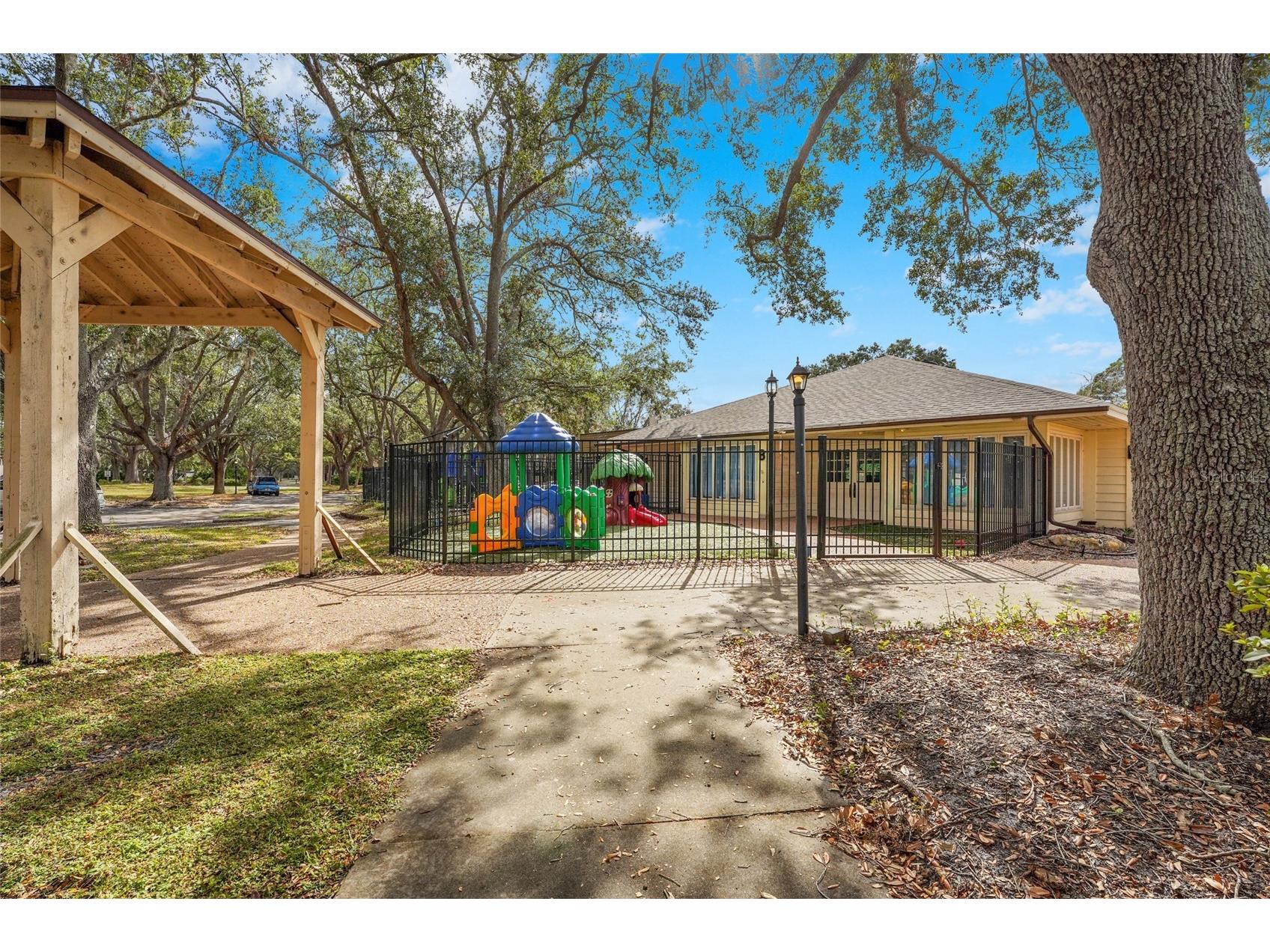 3350 W Chelmsford Court #13 Sarasota FL 34235 TB8466391 image70
