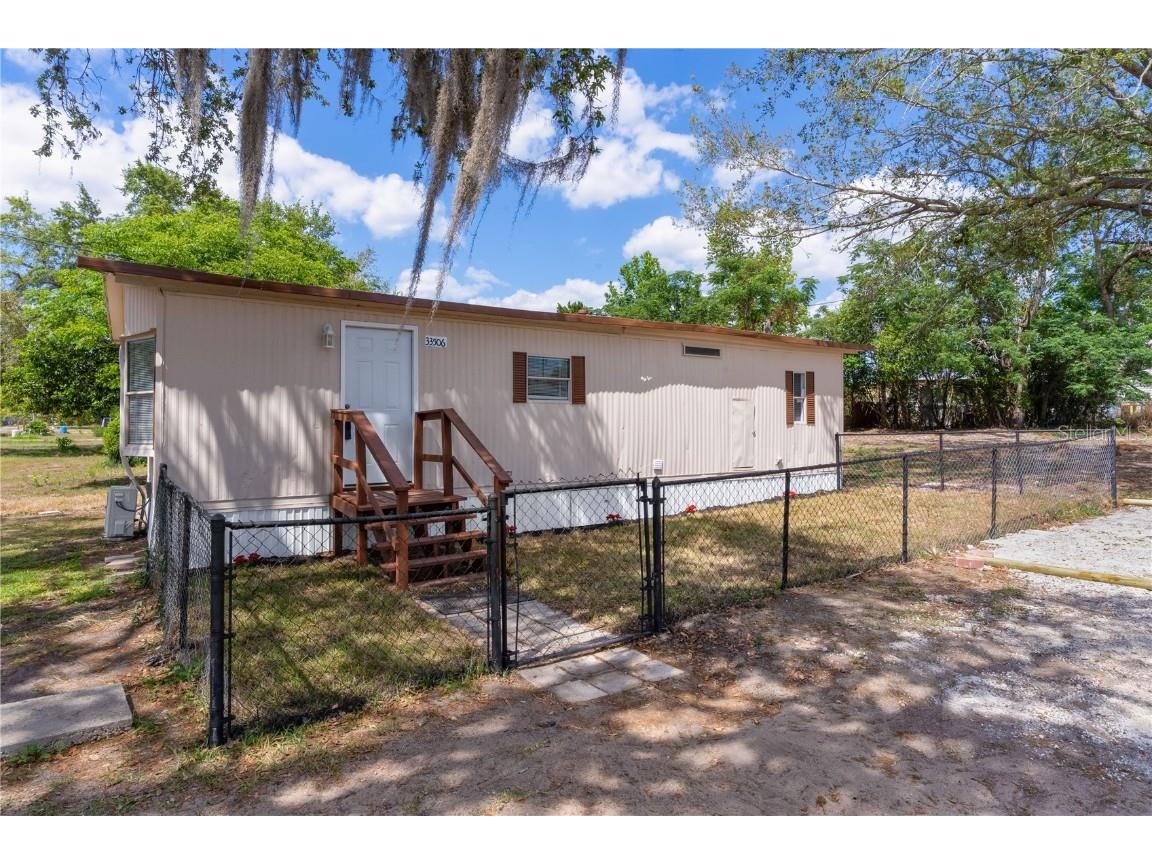 33506 Luana Court Leesburg FL 34788 O6301352 image1