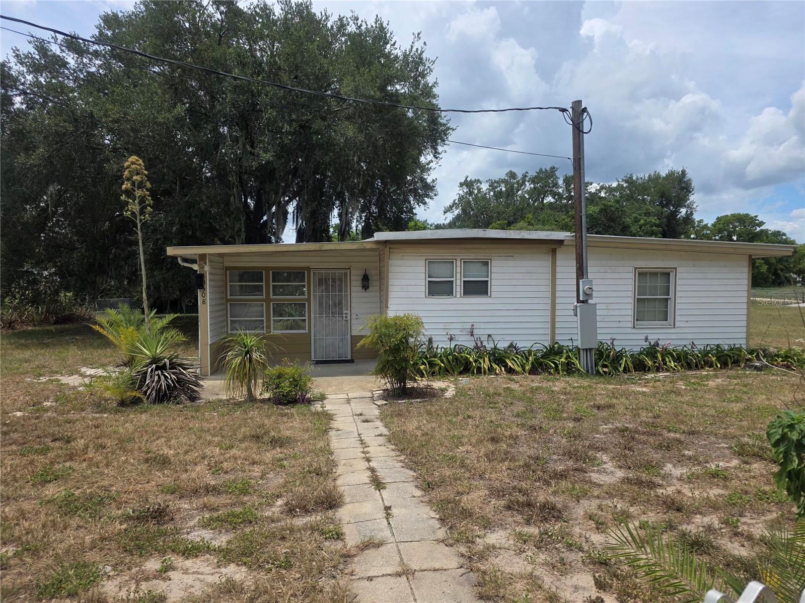 33508 Linda Drive Leesburg FL 34788 G5114010 image1