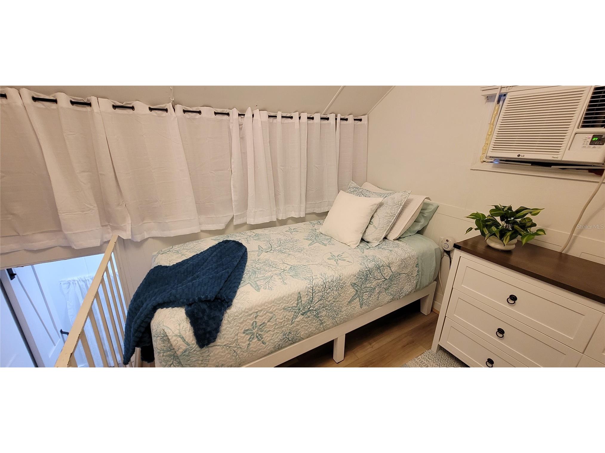 3351 Bahia Vista Street Sarasota FL 34239 R4910731 image16
