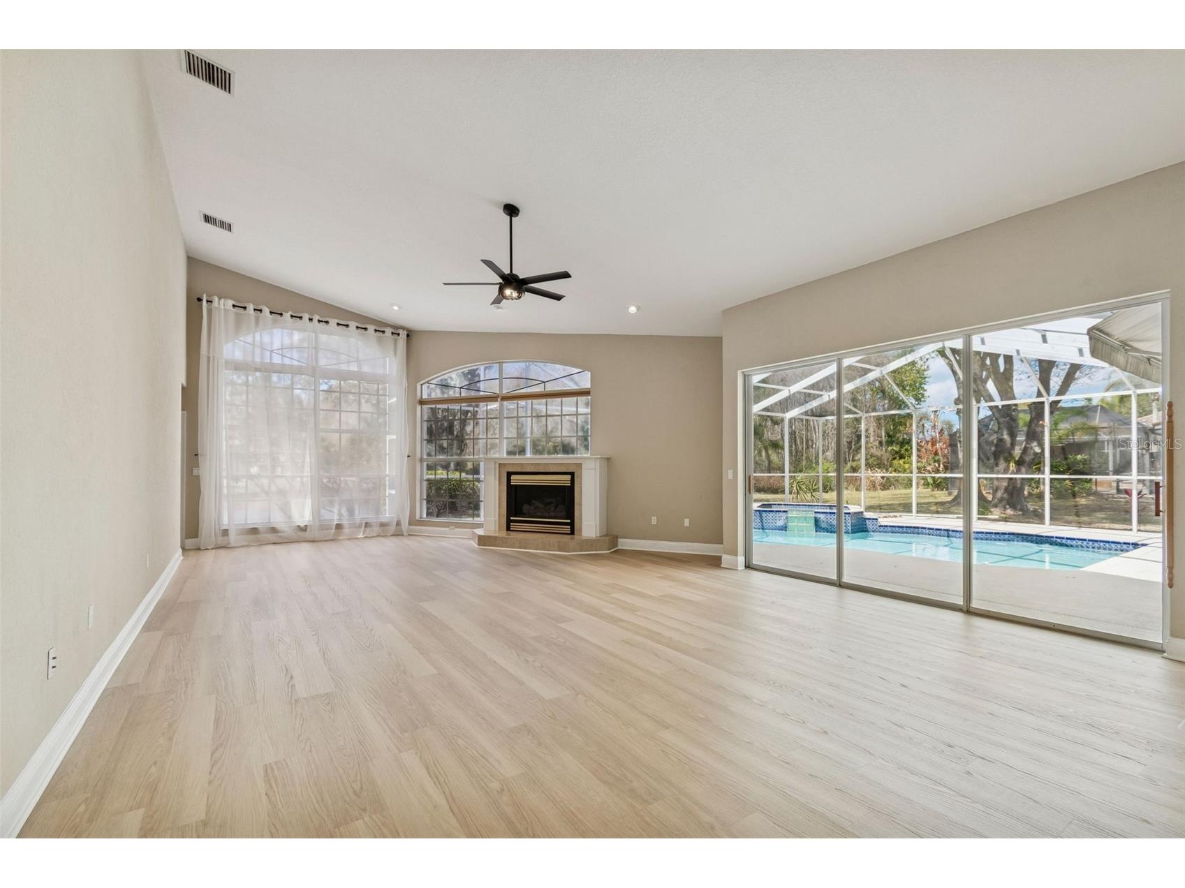 3351 Bristol Place Tarpon Springs FL 34688 TB8482613 image24