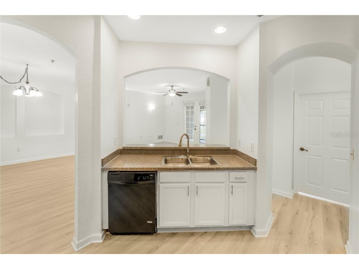 3351 Whitestone Circle #304 Kissimmee FL 34741 O6331292 image4