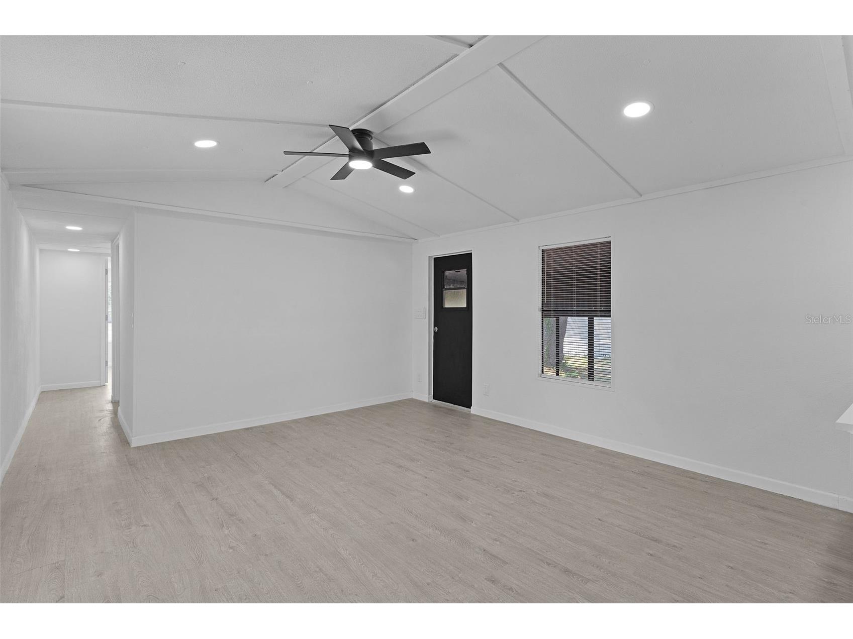 33514 Luana Court Leesburg FL 34788 O6406564 image27