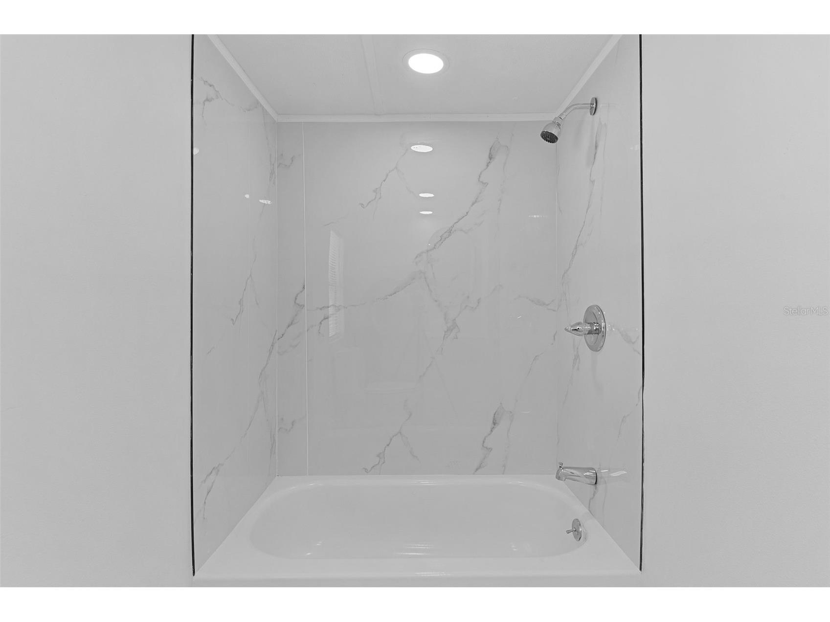 33514 Luana Court Leesburg FL 34788 O6406564 image34