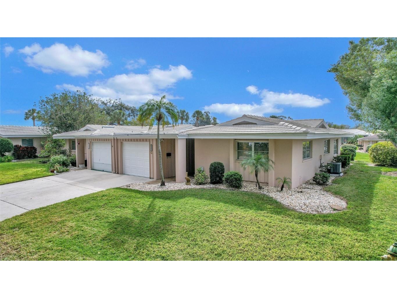 3352 Dartmouth Lane #1008 Sarasota FL 34239 A4597352 image1