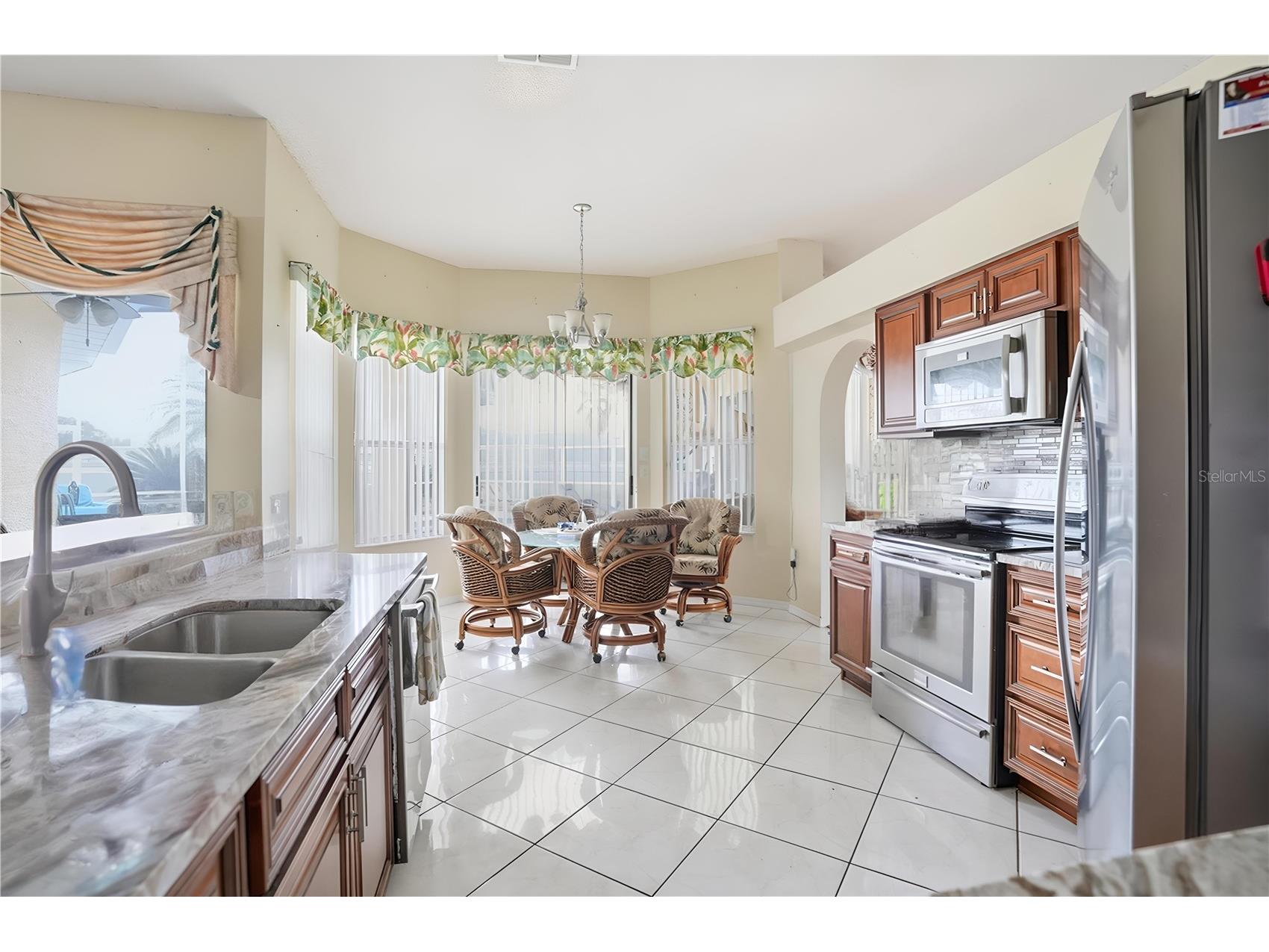 3352 St Ives Boulevard Spring Hill FL 34609 W7882376 image8