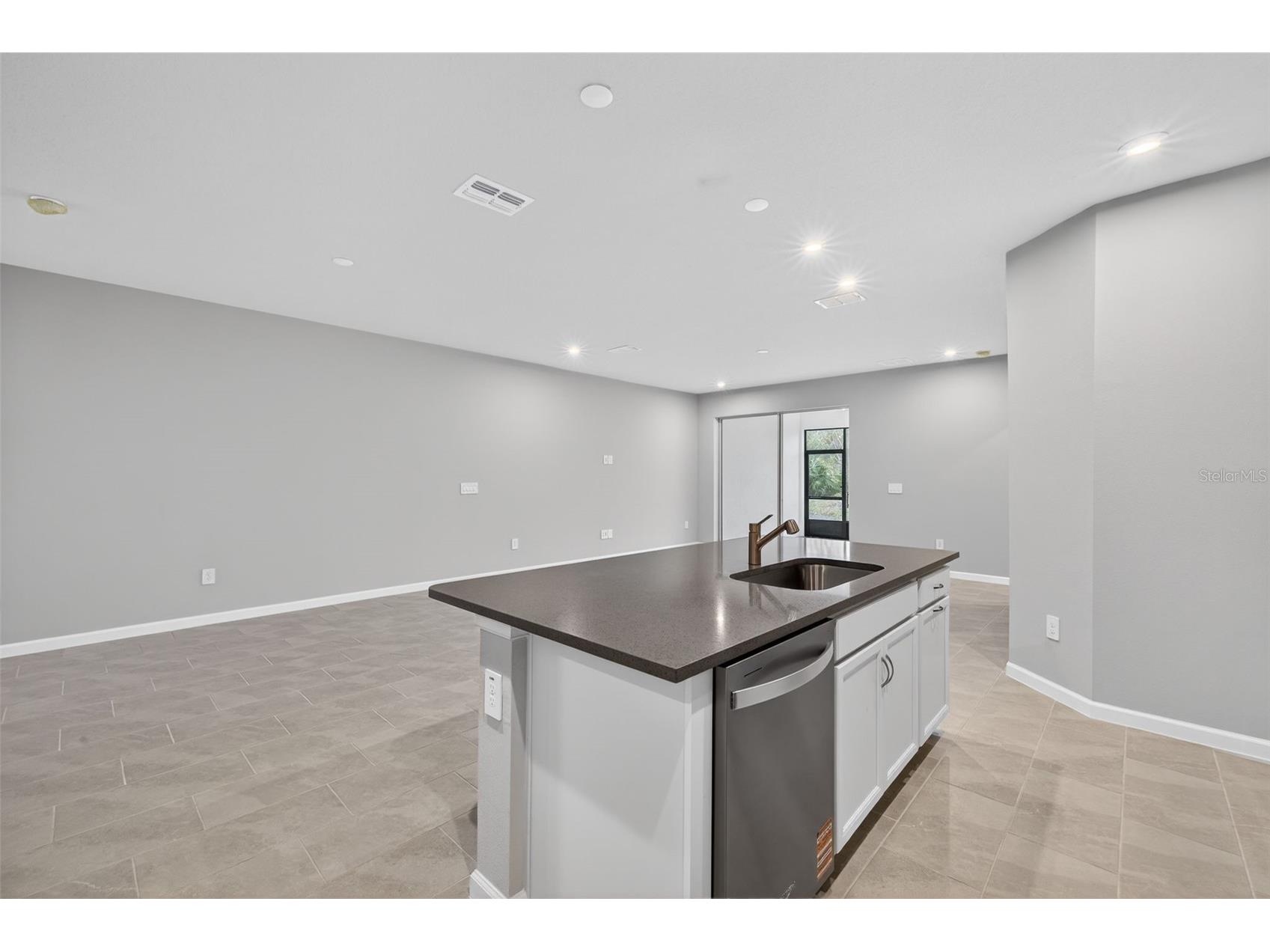 3352 Timber Crossing Avenue Brandon FL 33511 TB8466835 image8