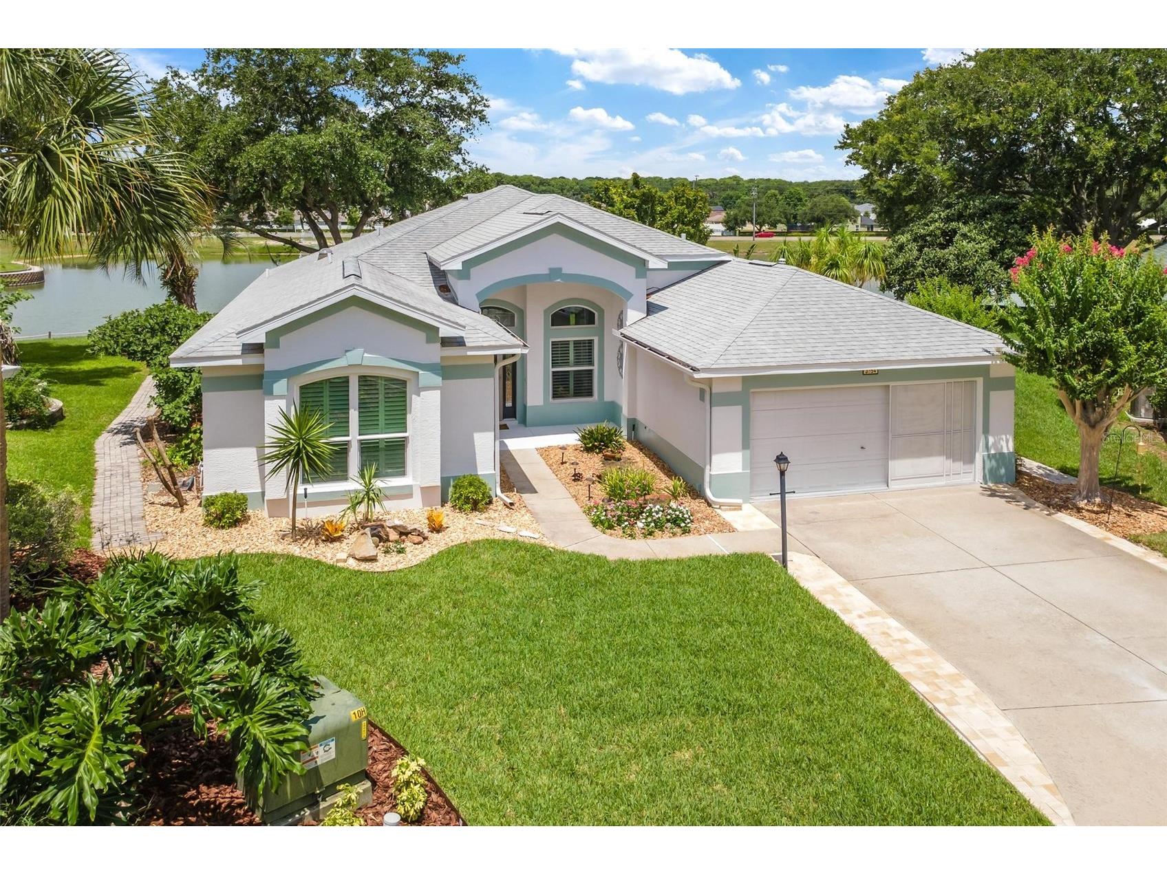 3354 Saint Lucia Court Tavares FL 32778 - LAKE LAEMONT G5114430 image1