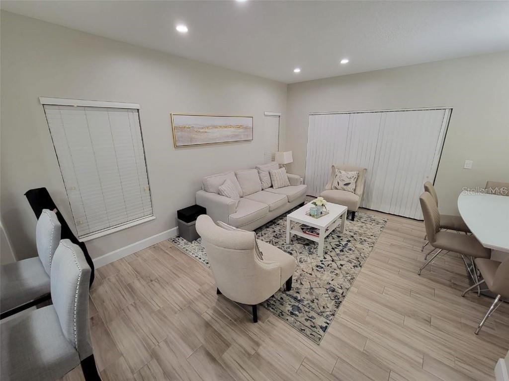 3355 Wilshire Way Road #13 Orlando FL 32829 O6344593 image14