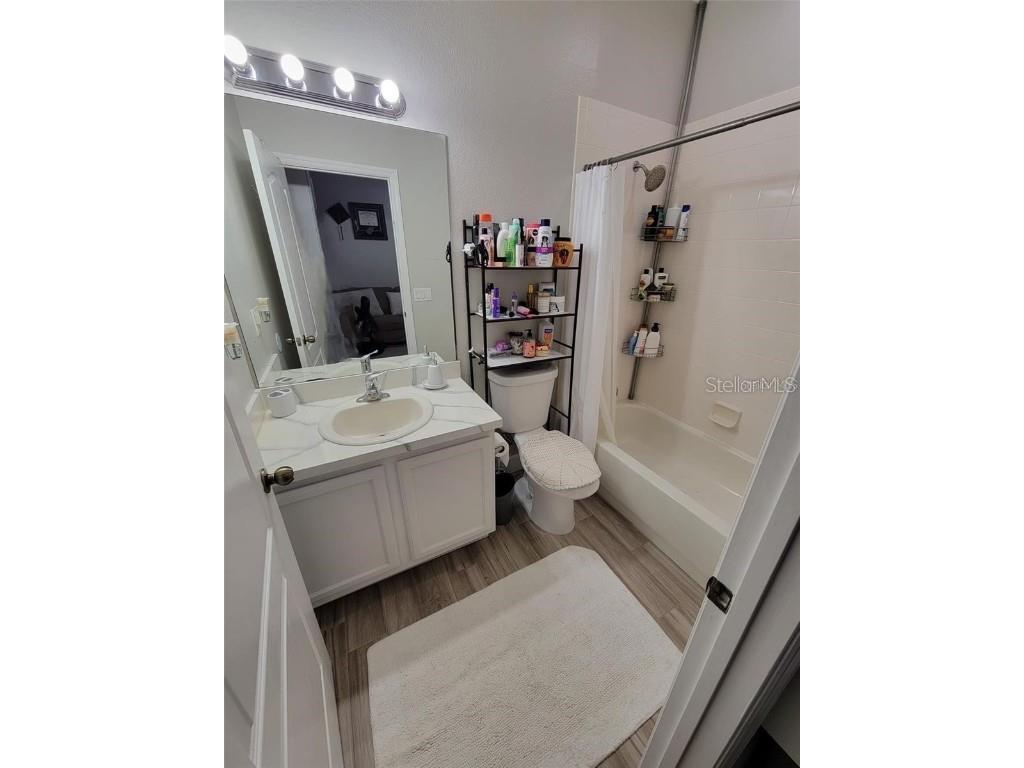 3355 Wilshire Way Road #13 Orlando FL 32829 O6344593 image8