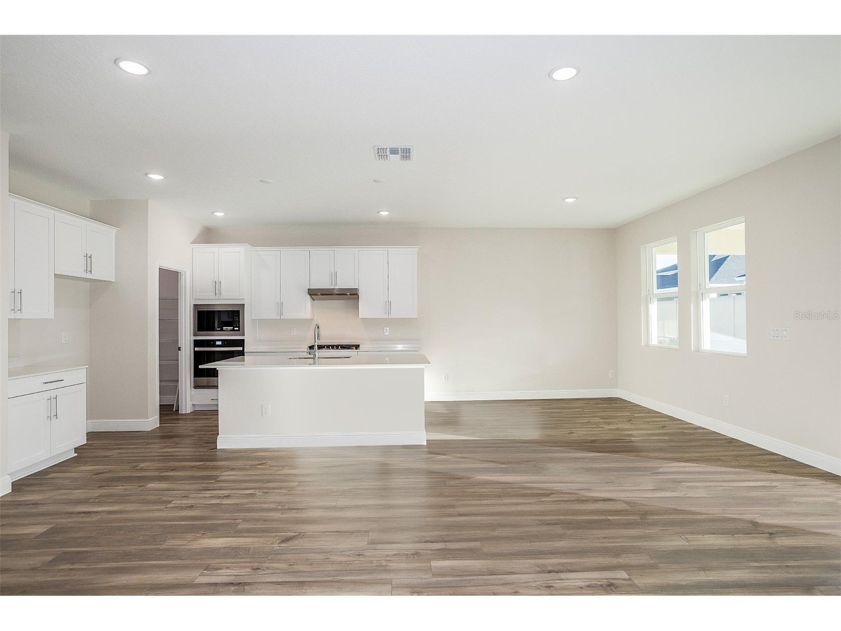 33554 Hammock Beach Way Dade City FL 33525 TB8528170 image14