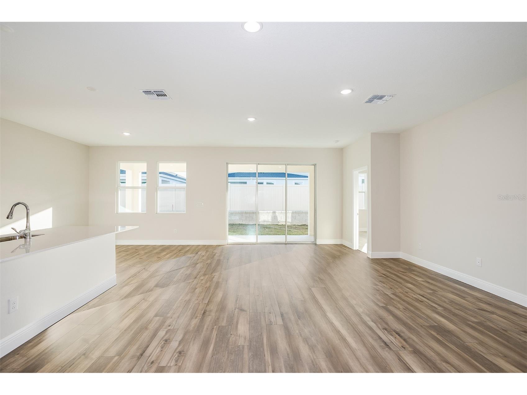 33554 Hammock Beach Way Dade City FL 33525 TB8528170 image15