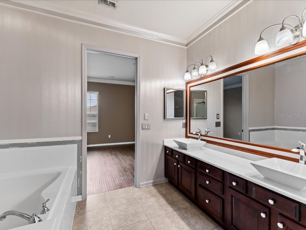 3356 Robert Trent Jones Drive #407 Orlando FL 32835 S5137336 image16