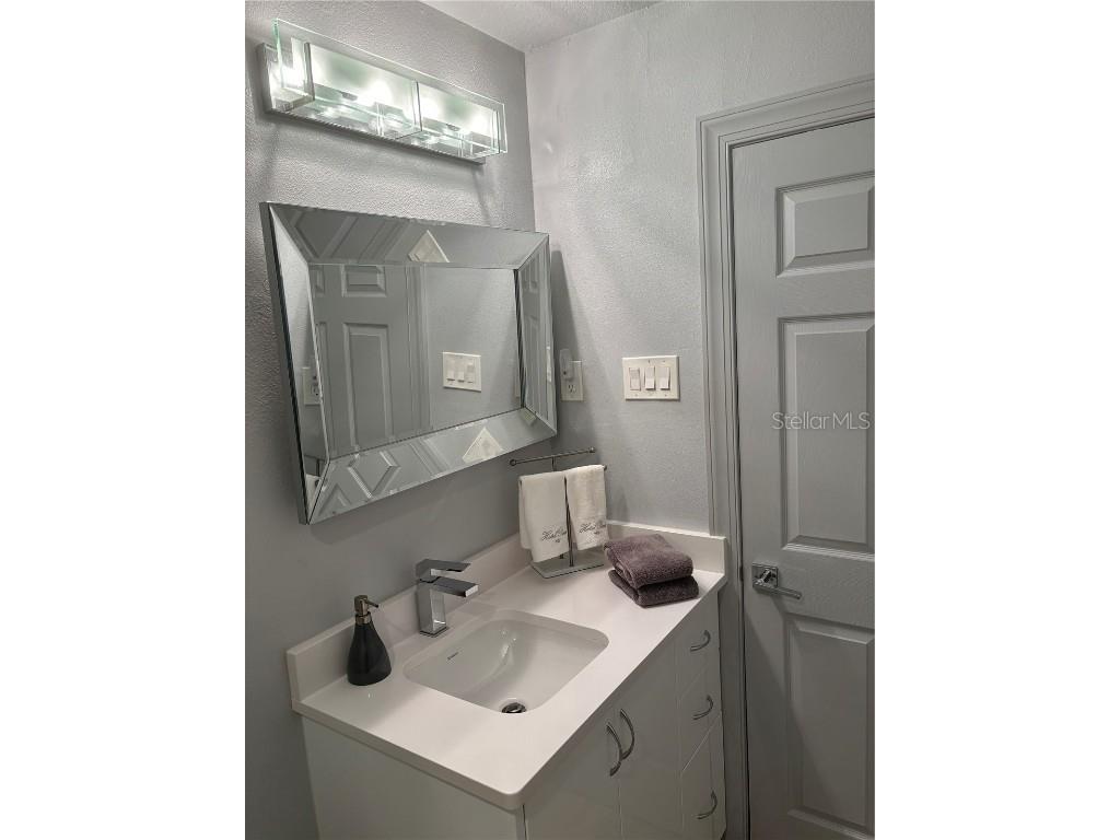 3357 38th Street S #A Saint Petersburg FL 33711 - CLAM BAYOU U8240013 image21