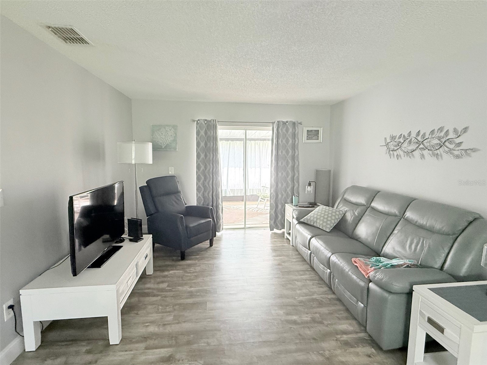3357 38th Street S #C Saint Petersburg FL 33711 TB8494792 image2