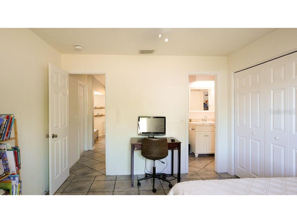 3357 N Chamberlain Boulevard North Port FL 34286 A4672182 image22