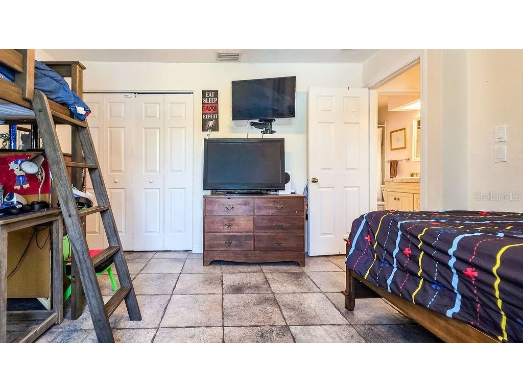 3357 N Chamberlain Boulevard North Port FL 34286 A4672182 image34