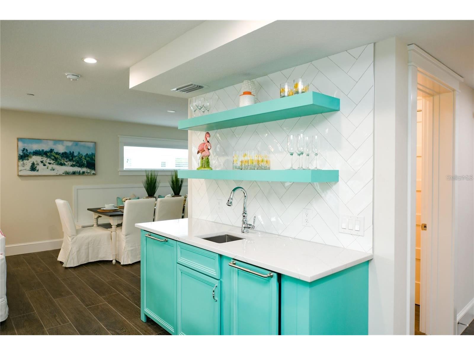 336 Avenida De Mayo Sarasota FL 34242 A4687301 image11