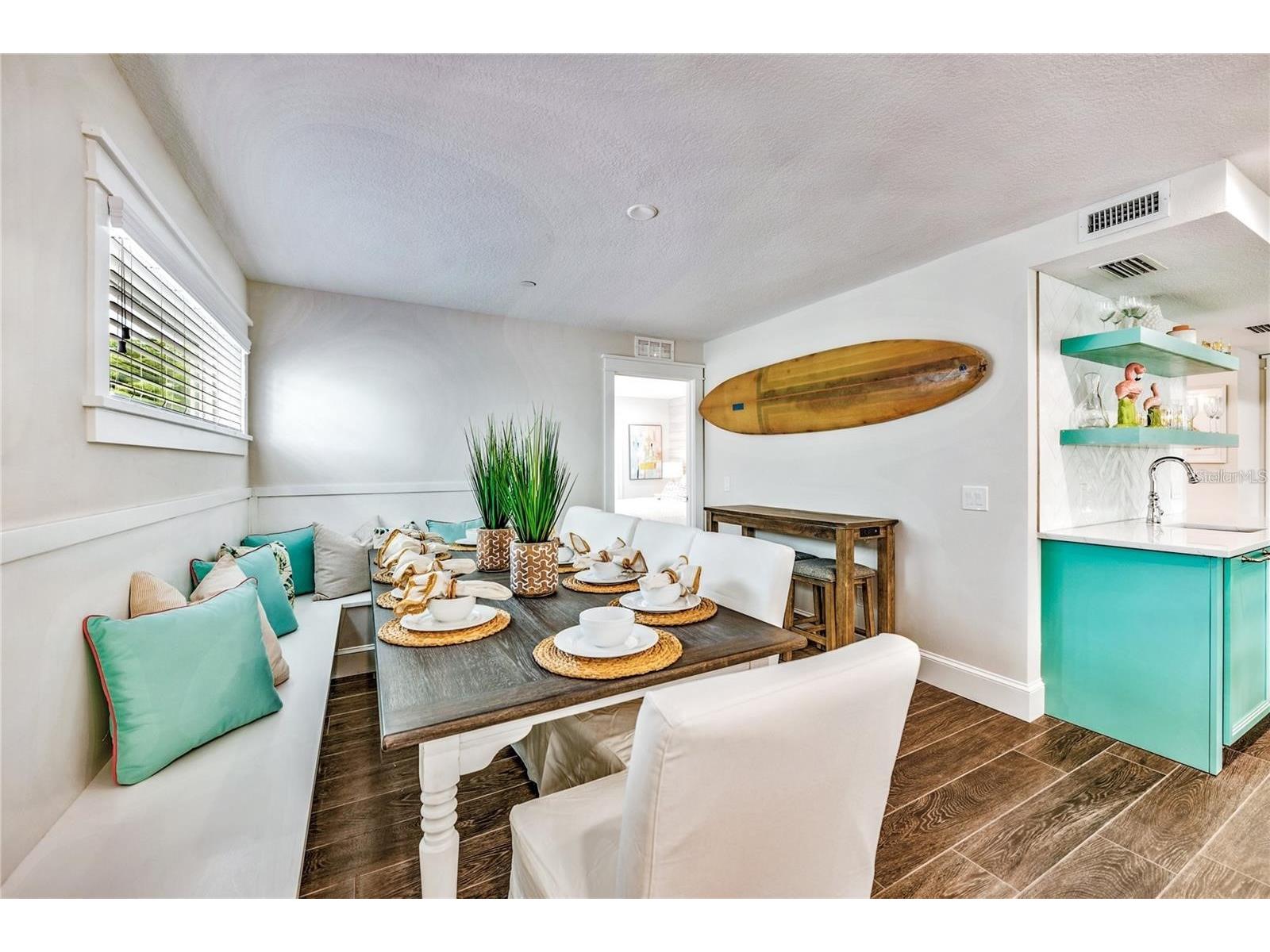 336 Avenida De Mayo Sarasota FL 34242 A4687301 image13