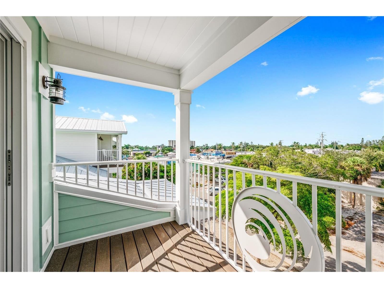 336 Avenida De Mayo Sarasota FL 34242 A4687301 image17