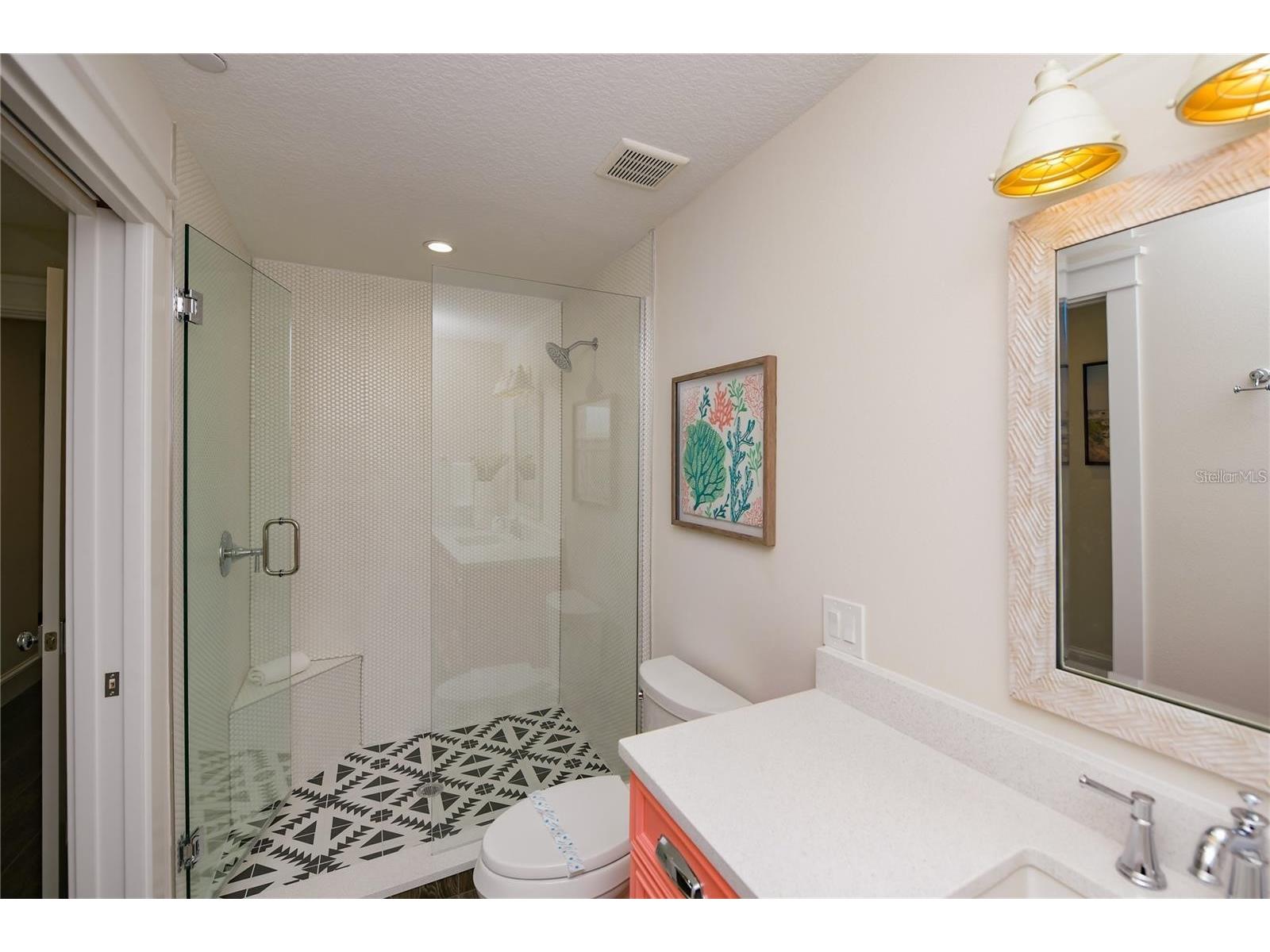 336 Avenida De Mayo Sarasota FL 34242 A4687301 image33