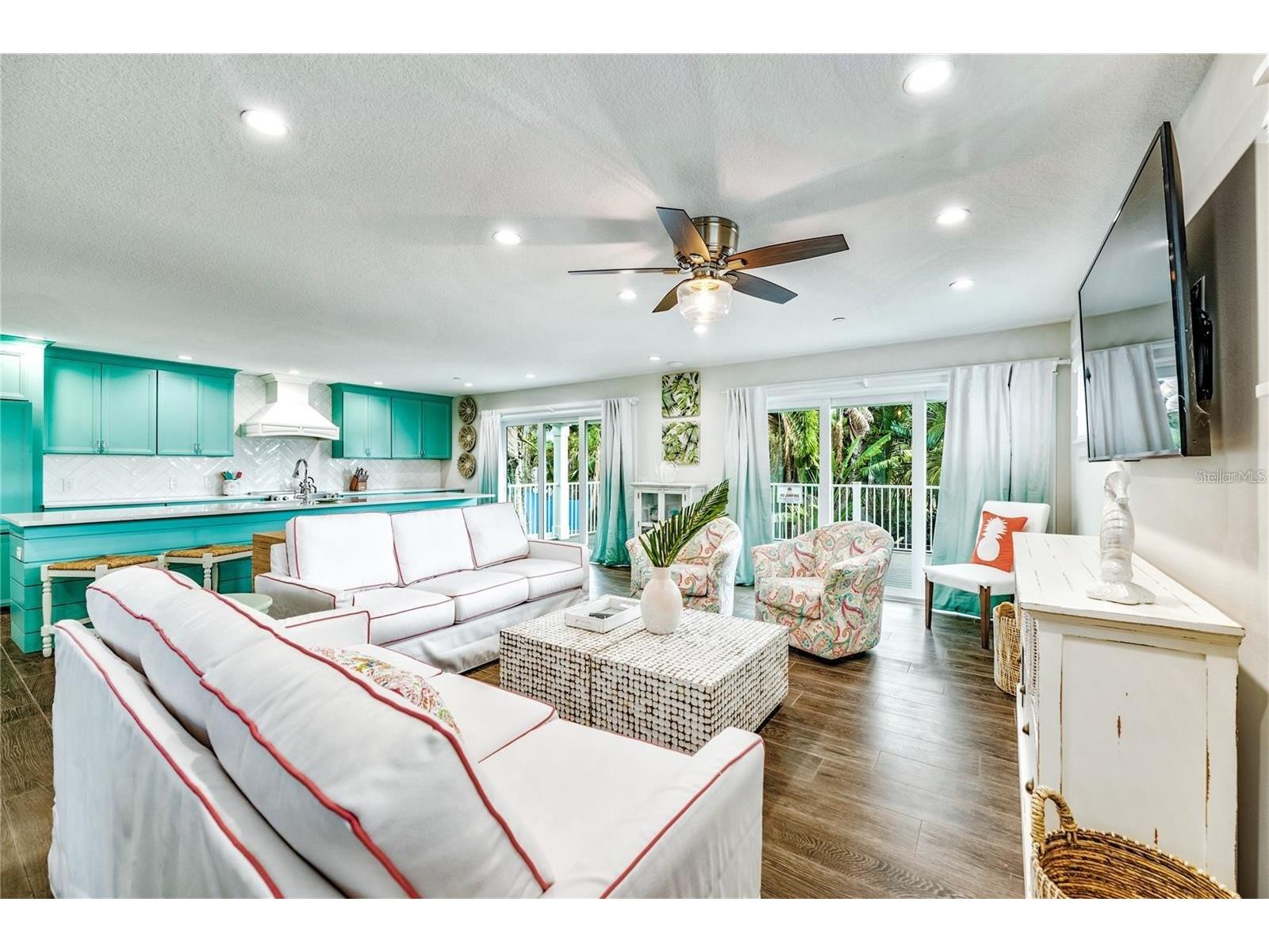 336 Avenida De Mayo Sarasota FL 34242 A4687301 image5